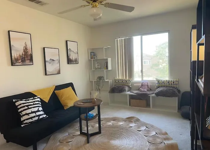 Spacious 3Br Family Home Near Las Vegas Strip