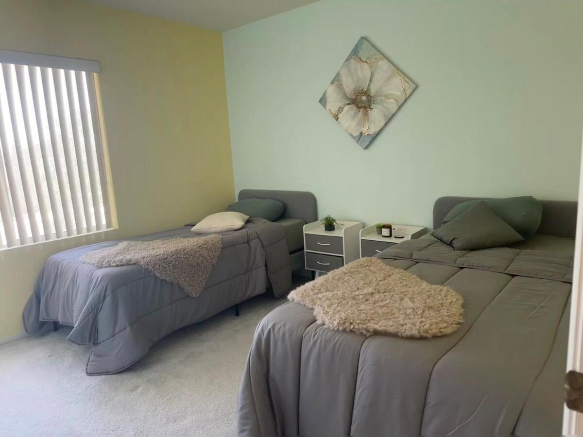 Spacious 3br Family Near Vegas Strip Holiday home